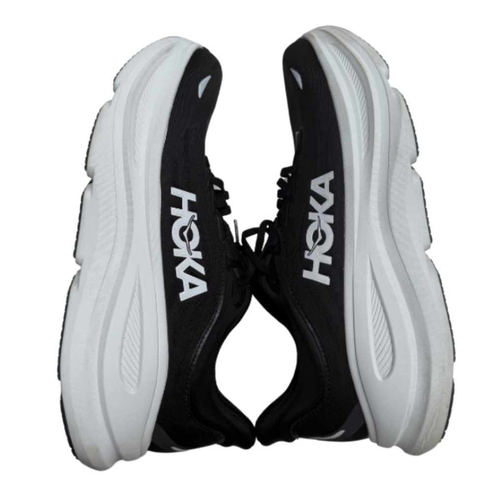 Hoka One One - Picture 2 of 4